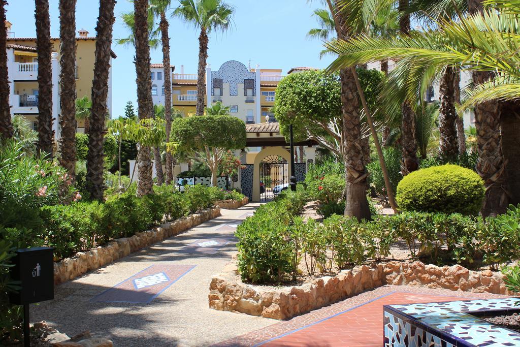 Апартаменти Aldea Del Mar Торрев'єха Екстер'єр фото